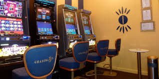 sbet2 Slot Game section showing classic and video slot titles for Philippines players
